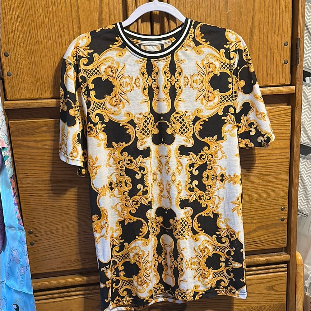 Baroque Patterned Black and Gold Men's Short Sleeve Tee Fresh Prints of Bel-Air